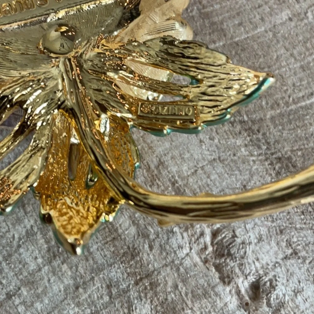 Princess Diana English Rose Pin/Brooch - Picture 4 of 12